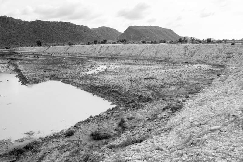 Puranki Ahar in Kareli watershed which will be recharged with water from the newly constructed checkdam across Kareli Nala - under Jaya devi - the Water Lady's leadership